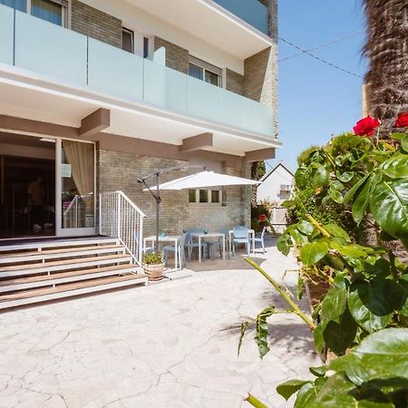 Hotel Villa Del Mare เซนีกัลเลีย ภายนอก รูปภาพ
