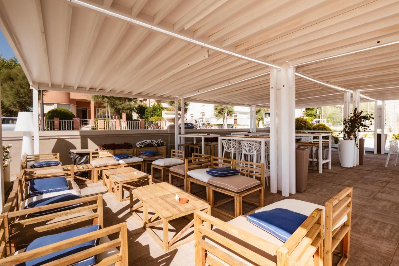 Hotel Villa Del Mare เซนีกัลเลีย ภายนอก รูปภาพ